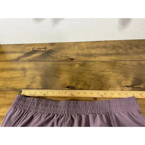Athleta Mesh Racer Run Short 4” Purple Womens Athletic Shorts 1X - Picture 8 of 11